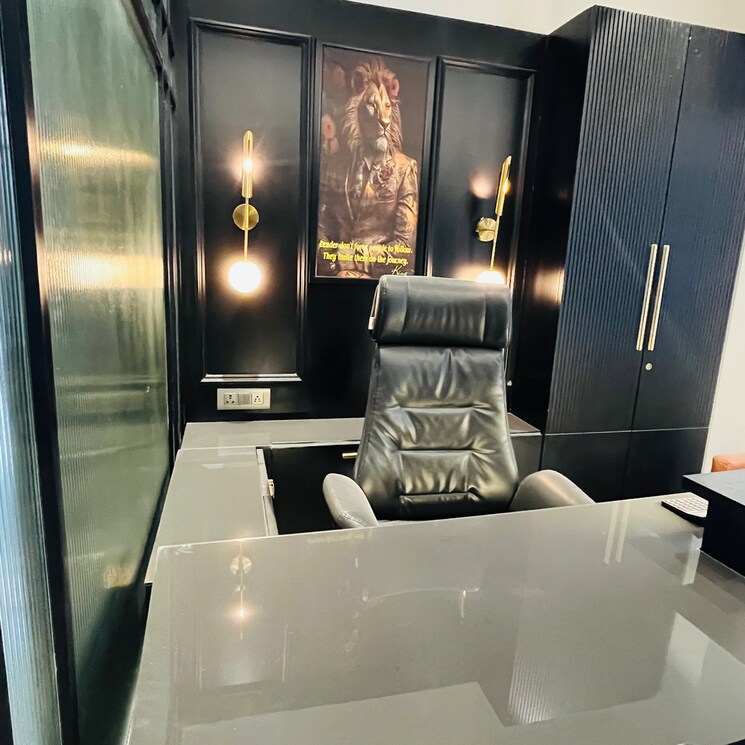 Team Area, urbtech-trade-centre Commercial Office Space 600 Sq.Ft. In Sector 132 Noida 8886371