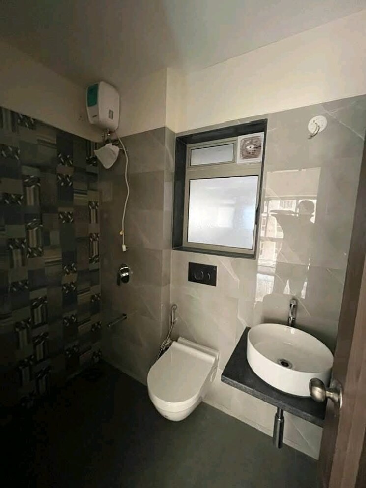 Bathroom, veena-smart-homes 1 Bedroom 393 Sq.Ft. Apartment In Kandivali West Mumbai 8886036