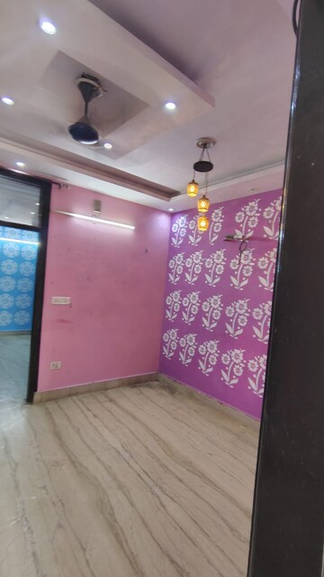 Bedroom in 3 BHK Builder Floor at Dwarka Mor – for Rent