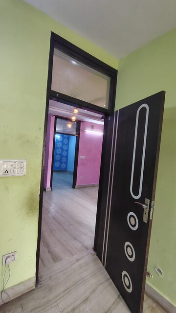 Building Lobby in 3 BHK Builder Floor at Dwarka Mor – for Rent