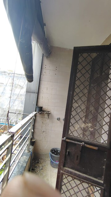 Balcony in 3 BHK Builder Floor at Dwarka Mor – for Rent