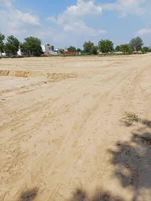  Plot For Sale in Bhopani