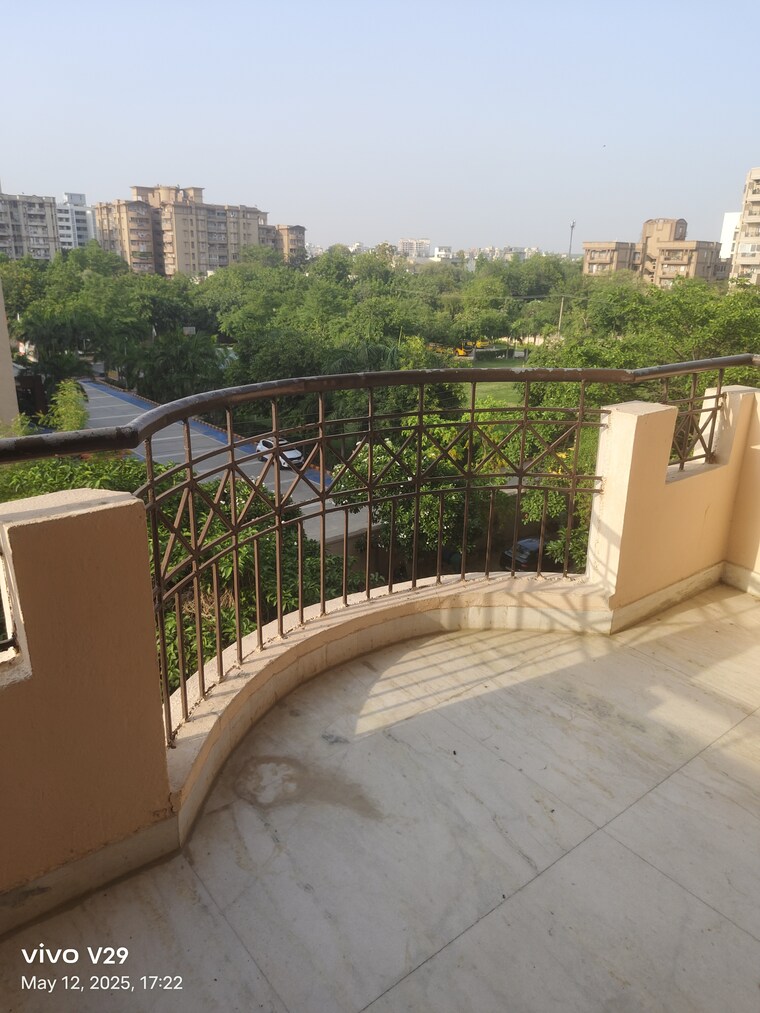 Balcony, technocrat-cgh-society 3 Bedroom 2150 Sq.Ft. Apartment In Sector 56 Gurgaon 8886098