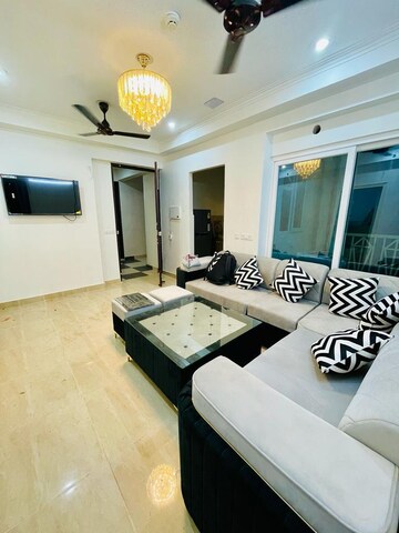 Master Bedroom in 2 BHK Apartment at Gaur City 7th Avenue, Sector 4 Greater Noida – for Rent