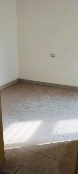 Room in 3 BHK Independent House at Guru Nanak Enclave, Dhakoli – for Sale