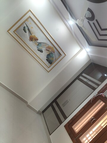 Furnished Amenities in 1 BHK Builder Floor at Dwarka Mor – for Rent