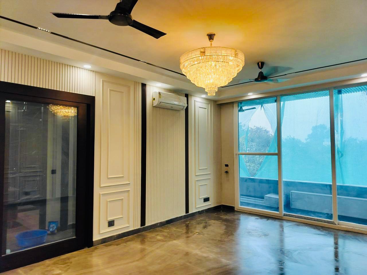 4 BHK + Servant Room Builder Floor For Rent in Saket