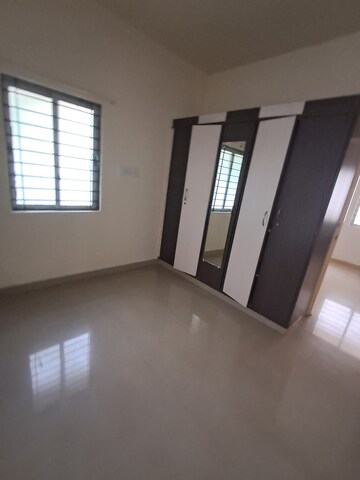 Room in 1 BHK Builder Floor at Hsr Layout – for Rent