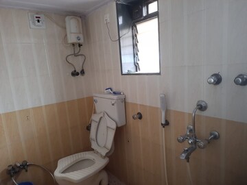 Bathroom in 1 BHK Apartment at United Unity Heights, Malad West – for Rent