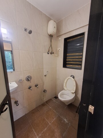 Bathroom in 3 BHK Apartment at Thane West – for Rent