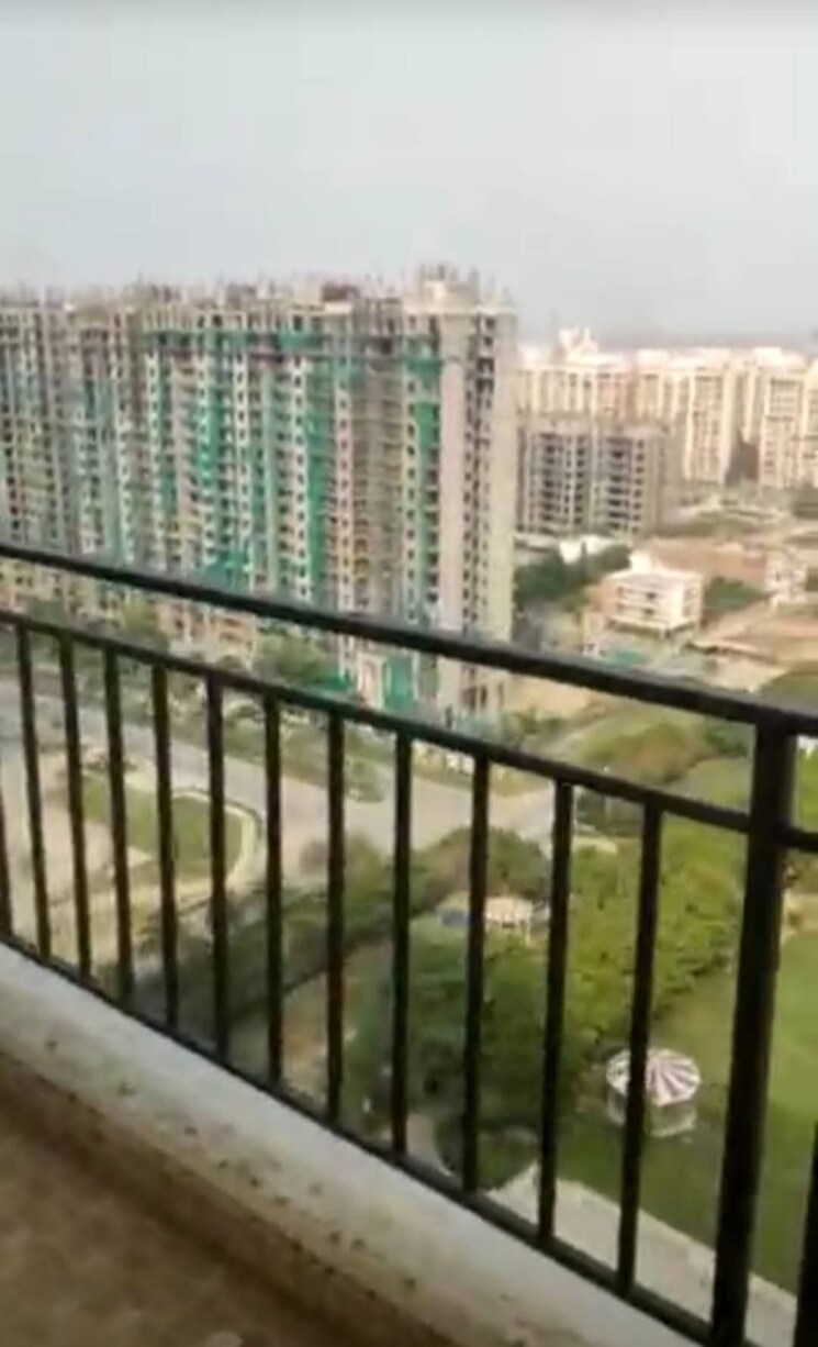 Balcony, omaxe-r2 1 Bedroom 1575 Sq.Ft. Apartment In Gomti Nagar Lucknow 8886404