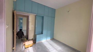 Room in 2 BHK Apartment at Mahadevpura – for Rent