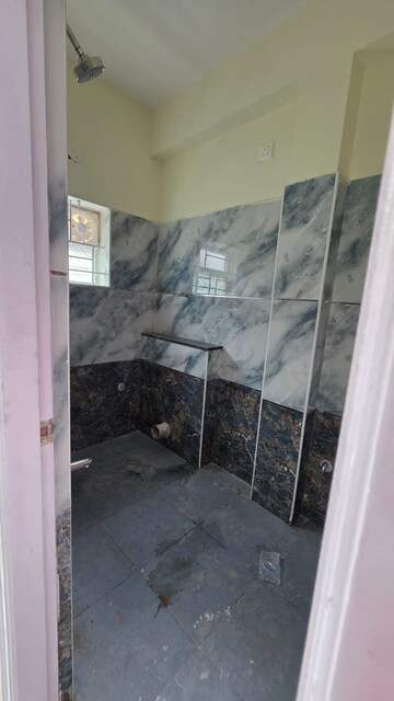 Attached Bathroom in 2 BHK Apartment at Mahadevpura – for Rent