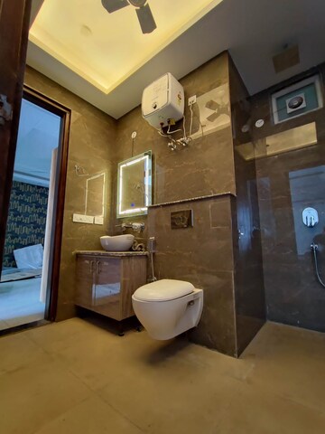 Bathroom in 3 BHK Builder Floor at Ansal Sushant Lok I, Sector 43 – for Rent