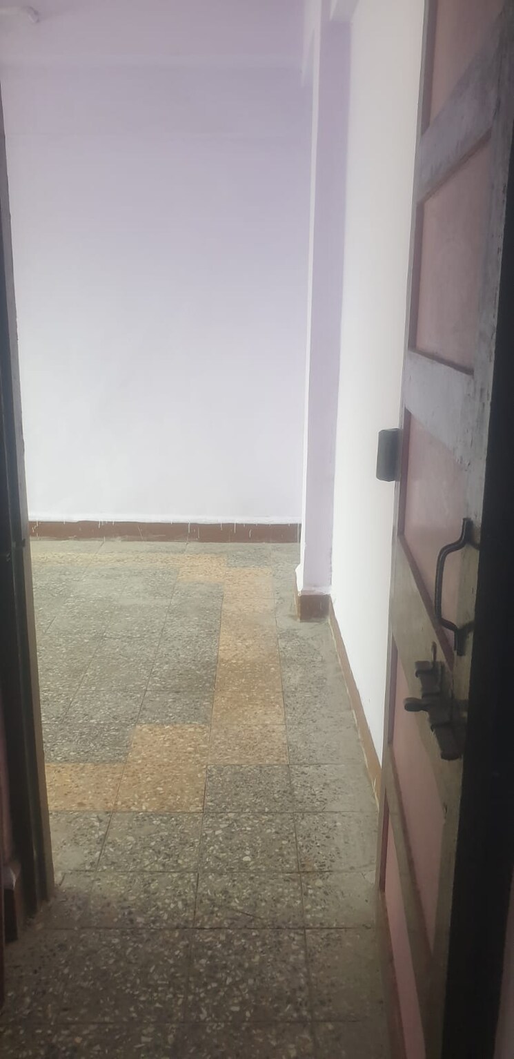 Room, dombivli east 1 Bedroom 358 Sq.Ft. Apartment In Dombivli East Thane 8886982