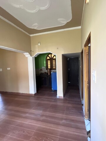 Room in 2 BHK Builder Floor at Banjarawala – for Rent