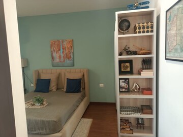 Furnished Amenities in 3 BHK Apartment at Godrej Woods, Sector 43 – for Sale
