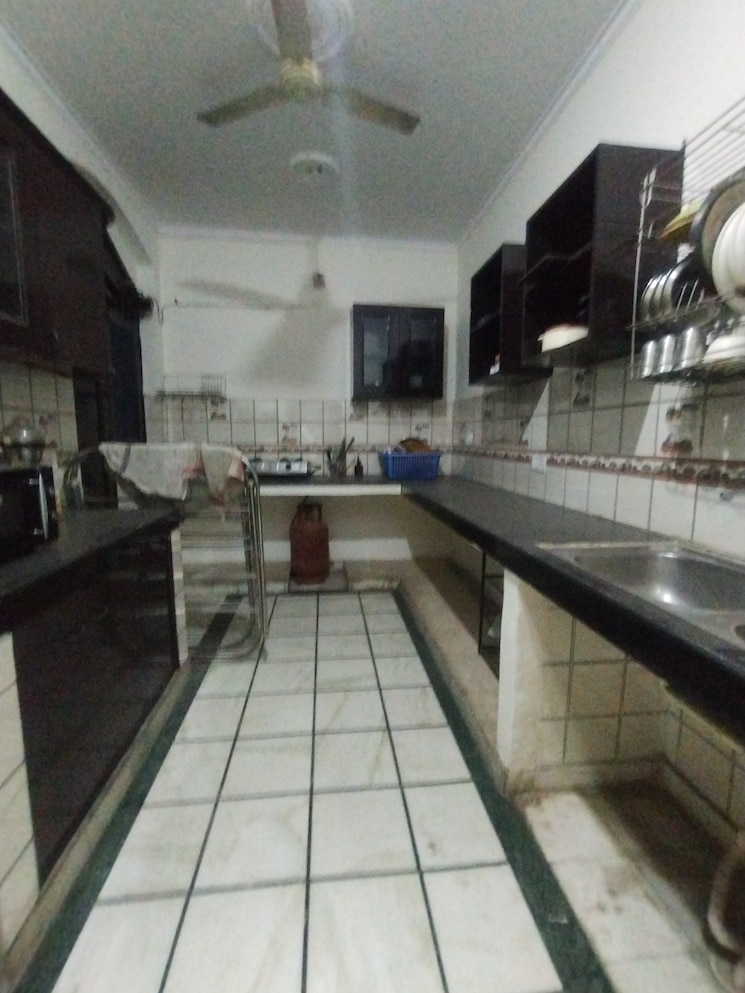 Kitchen, ansal-sushant-lok-i 3 Bedroom 300 Sq.Yd. Builder Floor In Sector 43 Gurgaon 8887196