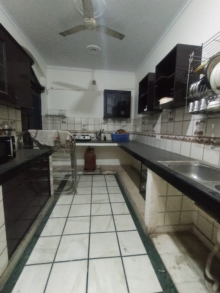 Kitchen, ansal-sushant-lok-i 3 Bedroom 300 Sq.Yd. Builder Floor In Sector 43 Gurgaon 8887196