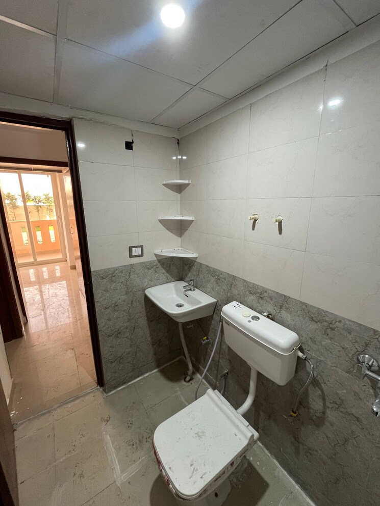 Master Bedroom, rof-amaltas 2.5 Bedroom 647 Sq.Ft. Apartment In Sector 92 Gurgaon 8887228