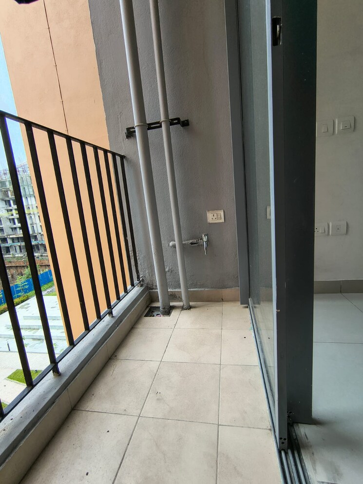 Balcony, godrej-seven 2 Bedroom 817 Sq.Ft. Apartment In Joka Kolkata 8827951
