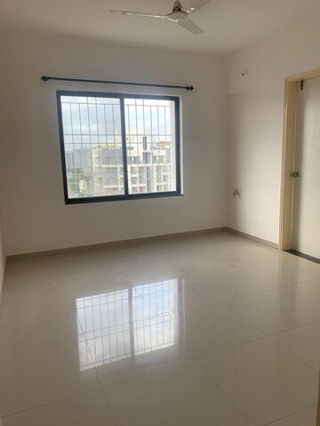 Room in 2 BHK Apartment at Tyagi Windwards, Wakad – for Sale