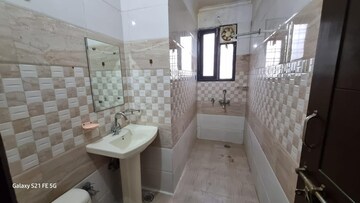 Bathroom in 1 BHK Builder Floor at Ansal Sushant Lok I, Sector 43 – for Rent