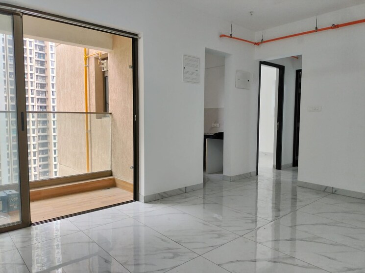 Room, raymond-ten-x-habitat 2 Bedroom 600 Sq.Ft. Apartment In Pokhran Road No Two Thane 8887644