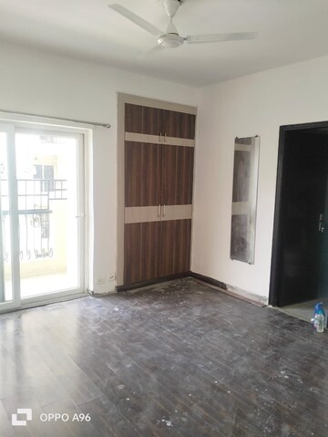 Room in 3 BHK Apartment at Nimbus The Hyde park, Sector 78 – for Rent