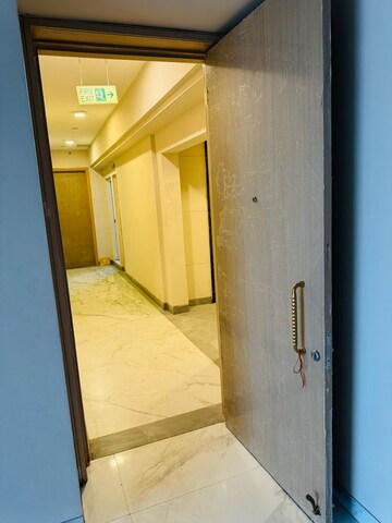 Building Lobby in 3 BHK Builder Floor at SS Southend Floors, South City 2 – for Rent