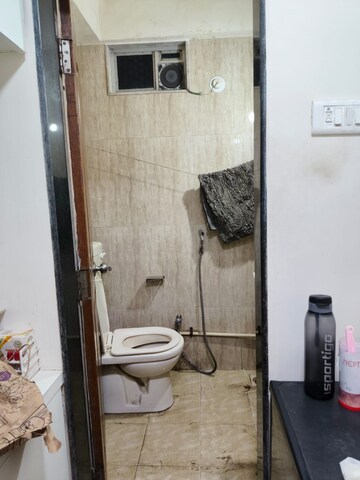 Bathroom in 1 BHK Builder Floor at Andheri West – for Rent
