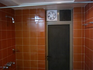Building Lobby in 3 BHK Builder Floor at Sanjay Nagar – for Rent