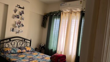 Bedroom in 2 BHK Apartment at Silicon Park, Malad West – for Rent