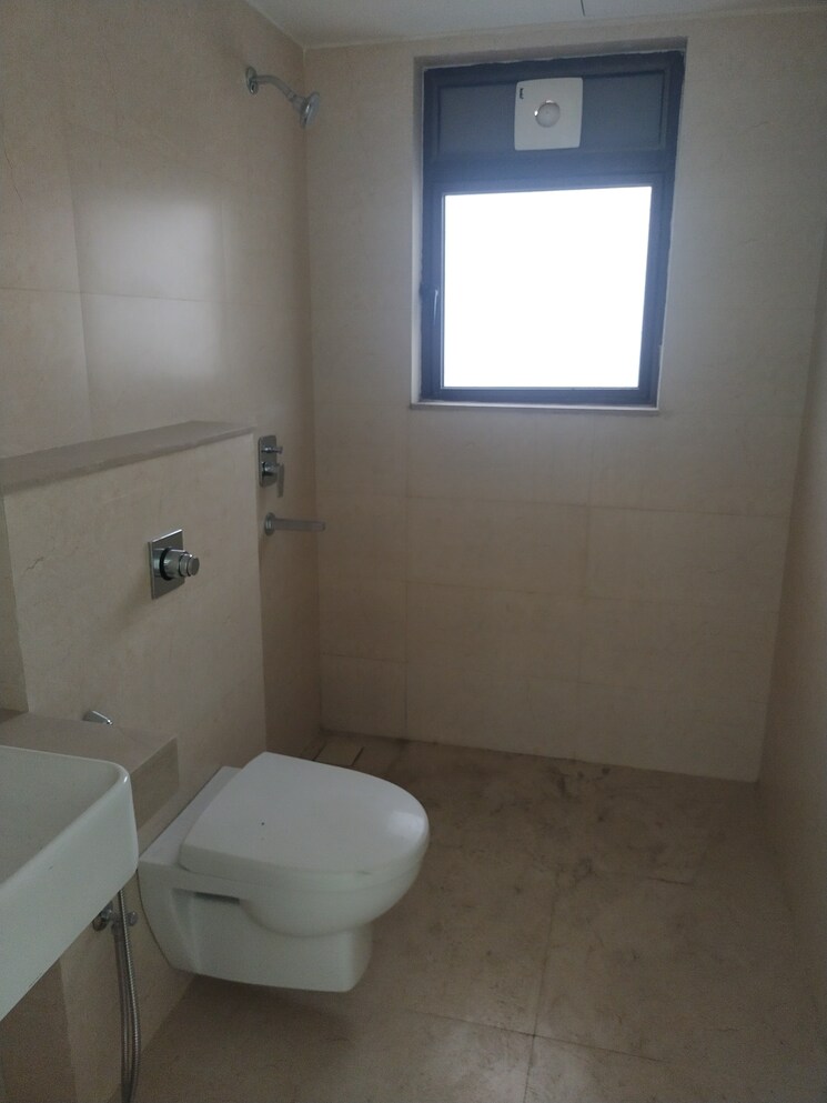 Bathroom, nahar-amrit-shakti 3 Bedroom 1499 Sq.Ft. Apartment In Chandivali Mumbai 8887708