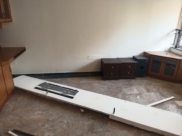Furnished Amenities in 3 BHK Apartment at Nahar 8 Towers, Chandivali – for Sale