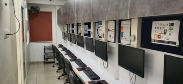 Team Area in  Office Space at Fatehgunj – for Rent