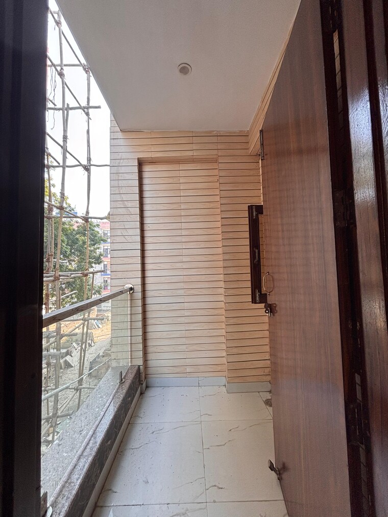 Balcony, dwarka 6+ Bedroom 612 Sq.Ft. Villa In Dwarka Delhi 8887792