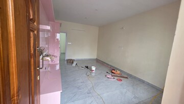 Room in 2 BHK Apartment at Mahadevpura – for Rent