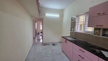 Room in 2 BHK Apartment at Mahadevpura – for Rent