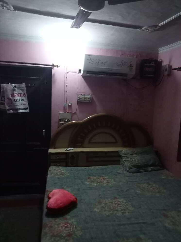 Room, krishanpura 3 Bedroom 40 Sq.Yd. Independent House In Krishanpura Panipat 8887854