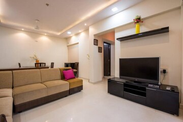 3 BHK Apartment For Rent in Haware Dahlia, Kasarvadavali