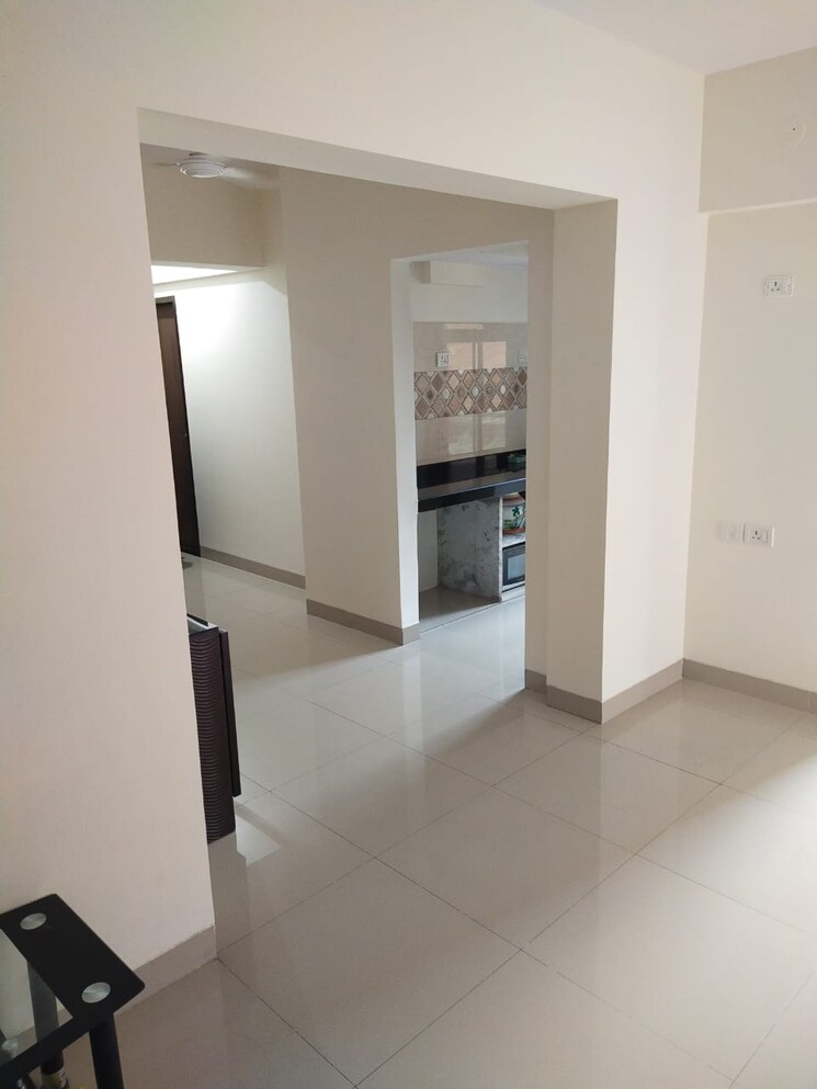 Room, puranik-hometown 1 Bedroom 450 Sq.Ft. Apartment In Ghodbunder Road Thane 8887870