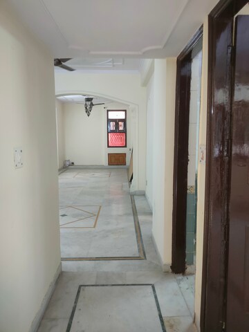 2 BHK Apartment For Rent in Surabhi Apartments, Sector 5 Dwarka