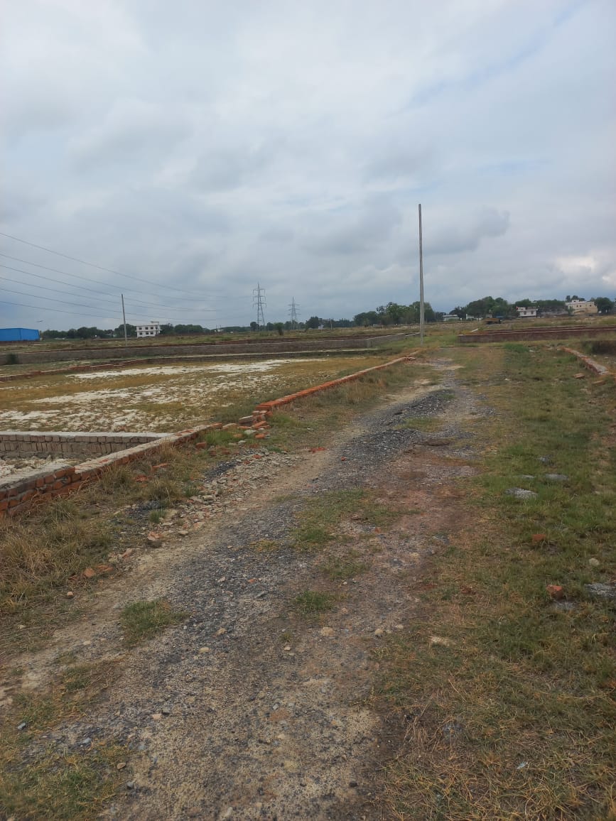 Plot For Sale in Divyan Builder 