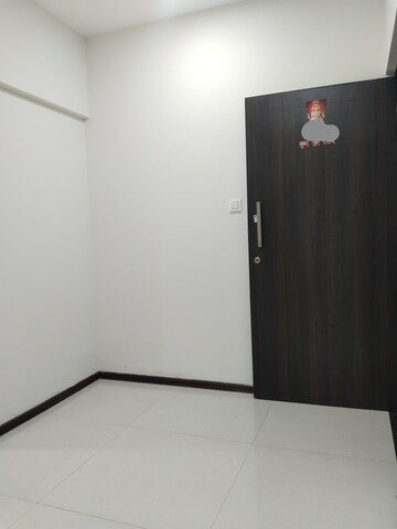 Room in 2 BHK Apartment at Malpani Vivanta, Balewadi – for Rent