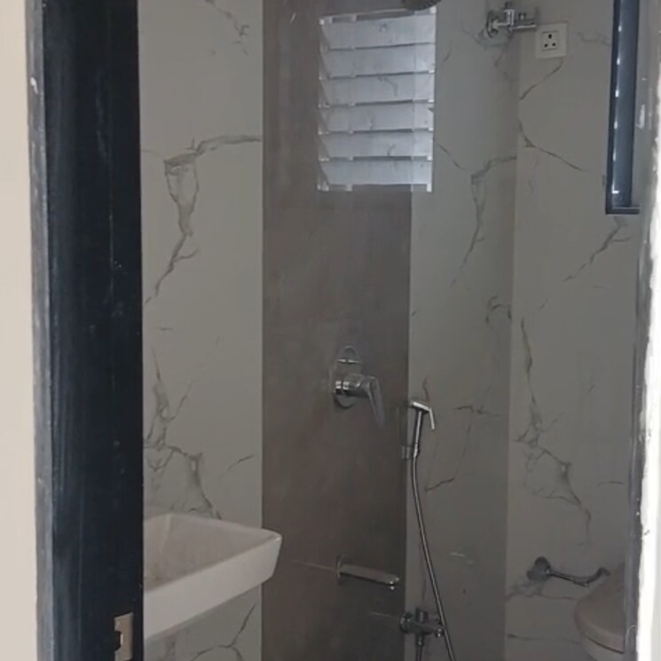 Bathroom, shree-sai-govind-niwas 1 Bedroom 481 Sq.Ft. Apartment In Lokmanya Tilak Colony Mumbai 8887929