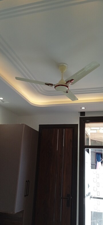 2 BHK Builder Floor For Sale in Mahavir Enclave 1