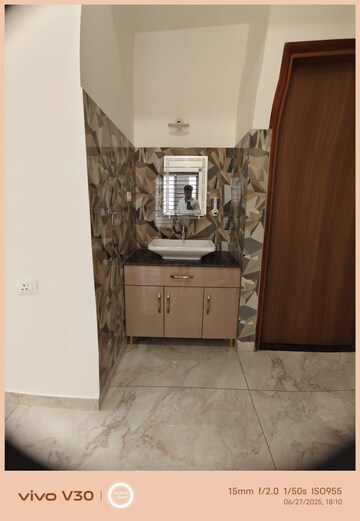 Living Room in 2 BHK Independent House at Gomti Nagar – for Rent
