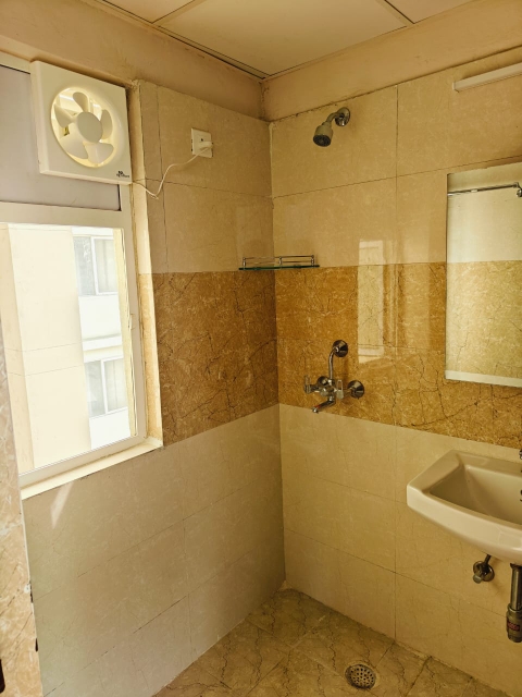 2 BHK + Study Room 805 Sq.Ft. Apartment in Amrapali Dream Valley