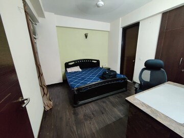 Bedroom in 2 BHK Apartment at Amrapali Dream Valley, Tech Zone 4 Greater Noida – for Rent